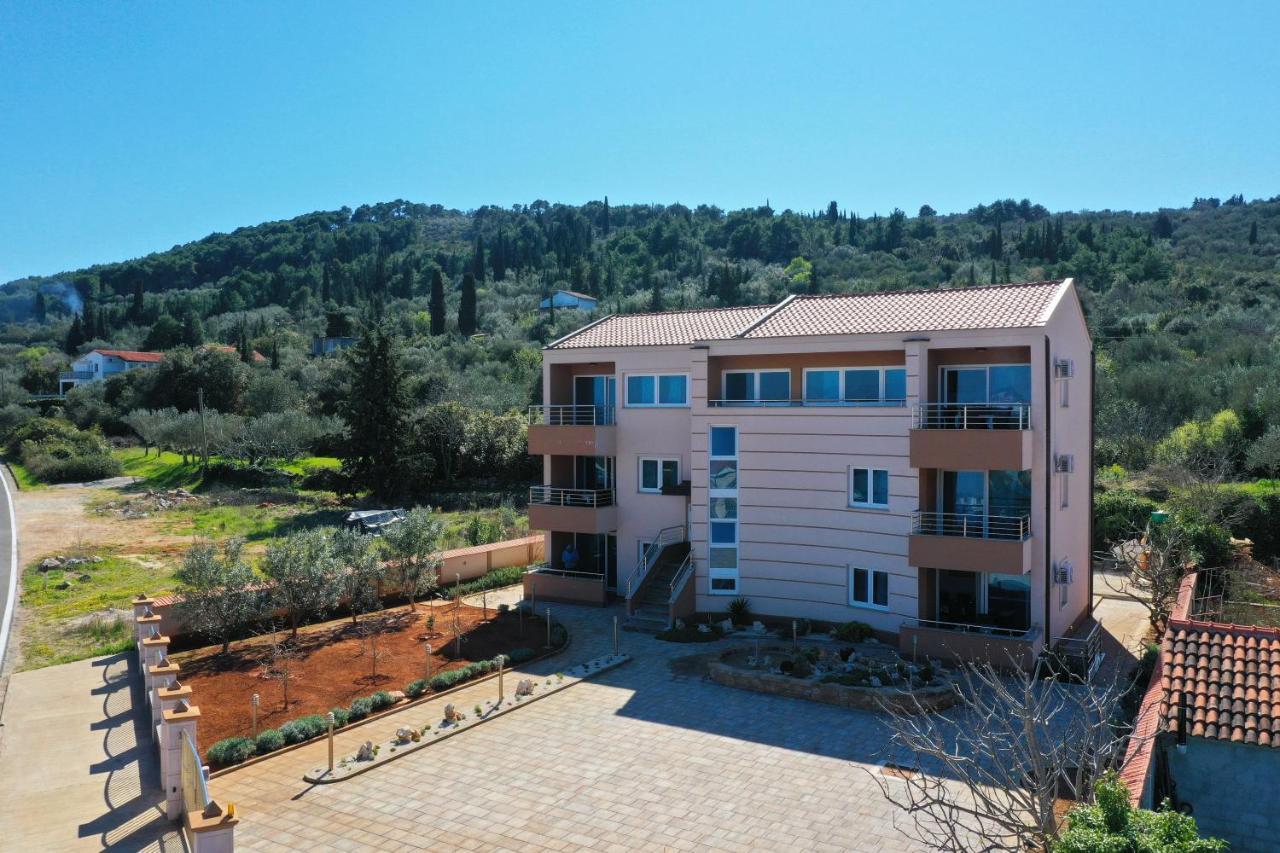 Apartment Dora Преко Екстериор снимка